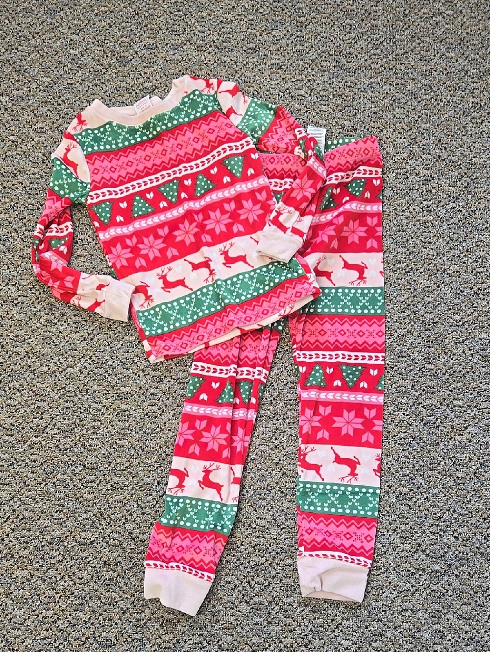 Girls' Size 6 Holiday Reindeer Pajama Set